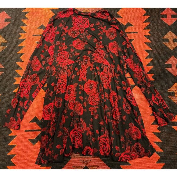Torrid Super Soft Black & Red Rose Print Long Sleeve Tunic Top Size 1 - Picture 13 of 13